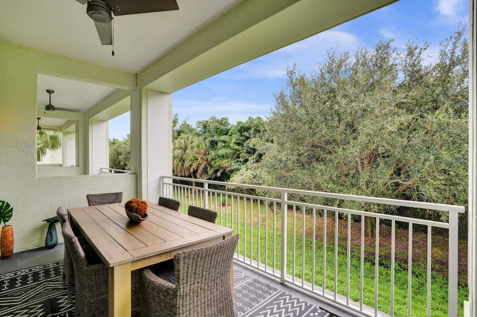 Vista-2 Story W 3bdrms & Golf View *