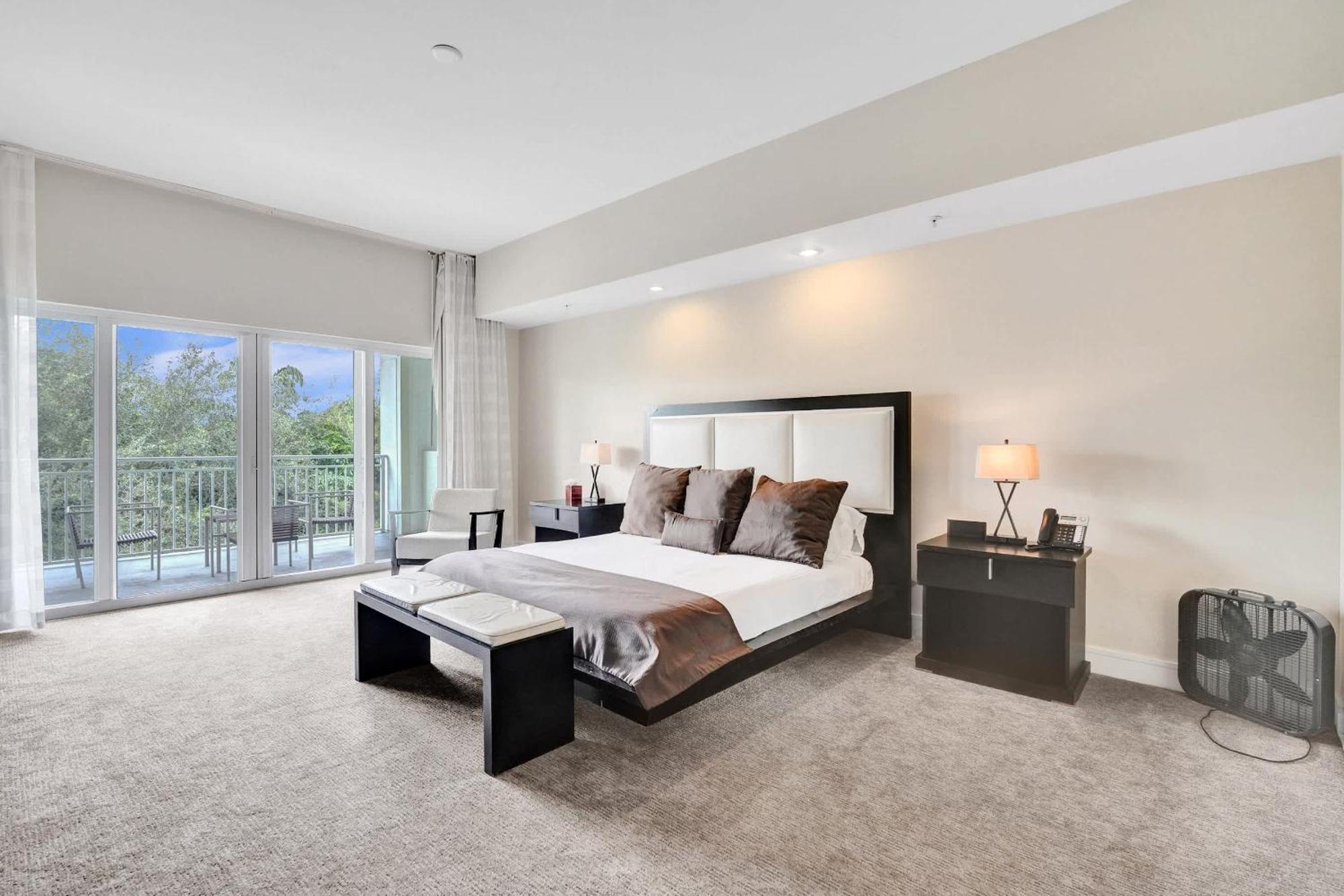 Vista-2 Story W 3bdrms & Golf View *